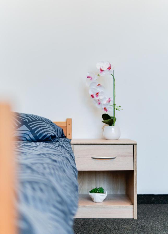 Hostel Opole Glowne 外观 照片